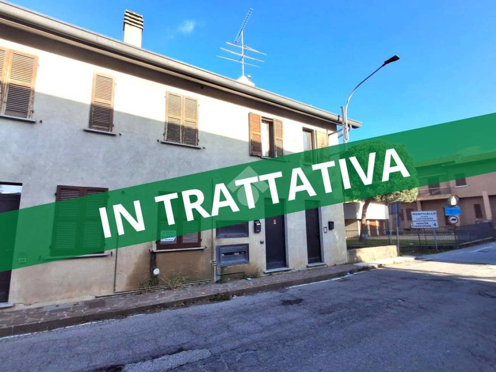 appartamento in vendita a Besana in Brianza