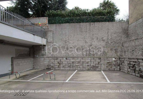 appartamento in vendita a Besana in Brianza