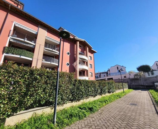 appartamento in vendita a Besana in Brianza