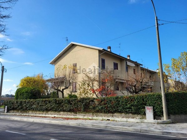 casa indipendente in vendita a Besana in Brianza