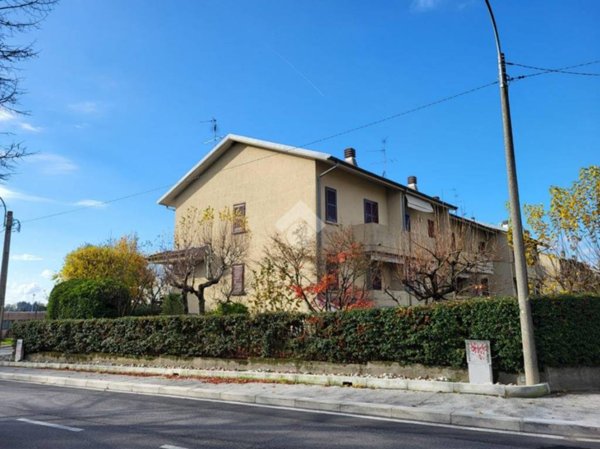 casa indipendente in vendita a Besana in Brianza