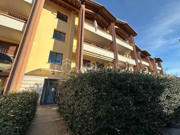 appartamento in vendita a Besana in Brianza