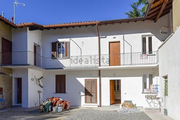 appartamento in vendita a Besana in Brianza in zona Calò