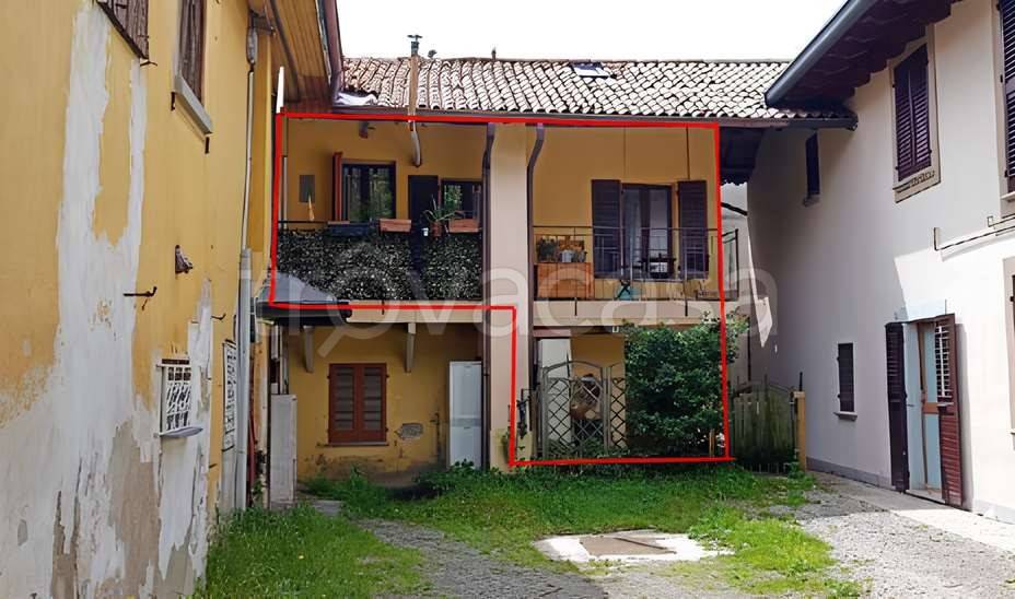 appartamento in vendita a Besana in Brianza