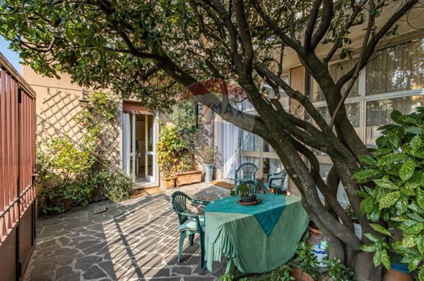 casa indipendente in vendita a Besana in Brianza