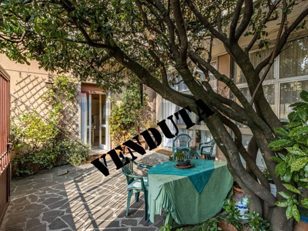 casa indipendente in vendita a Besana in Brianza