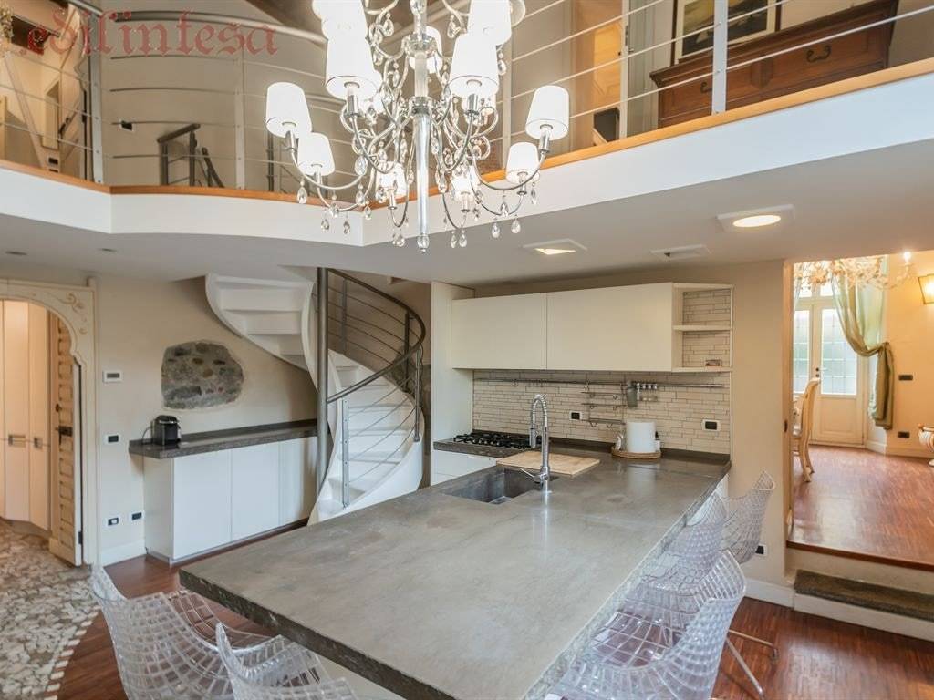 casa indipendente in vendita a Besana in Brianza