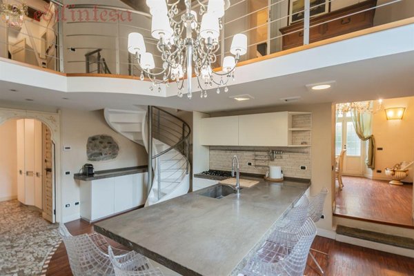 appartamento in vendita a Besana in Brianza