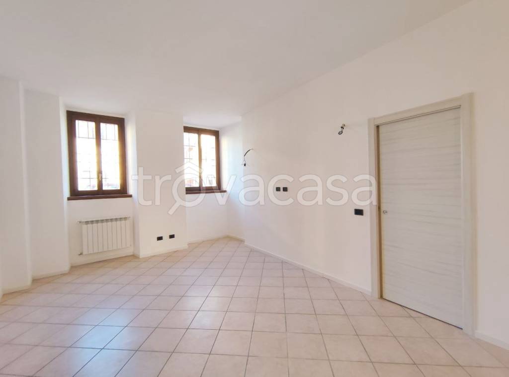 appartamento in vendita a Besana in Brianza