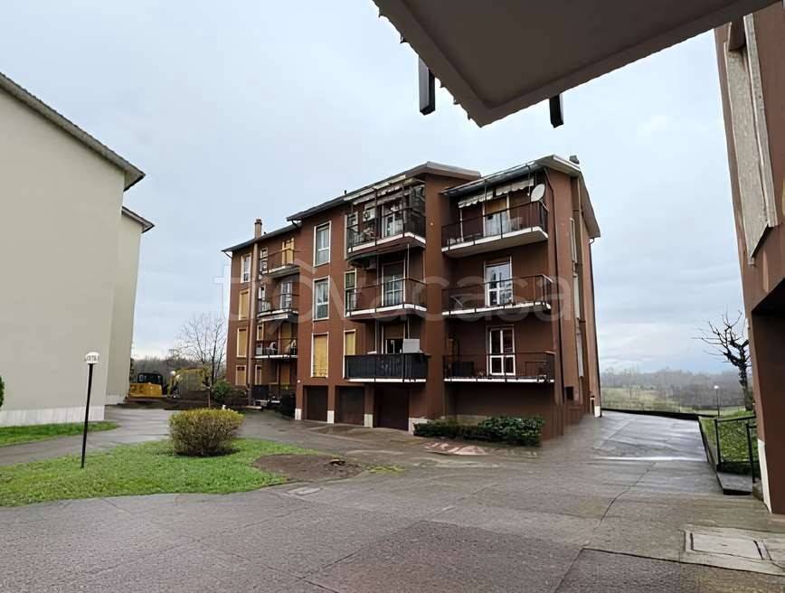 appartamento in vendita a Besana in Brianza