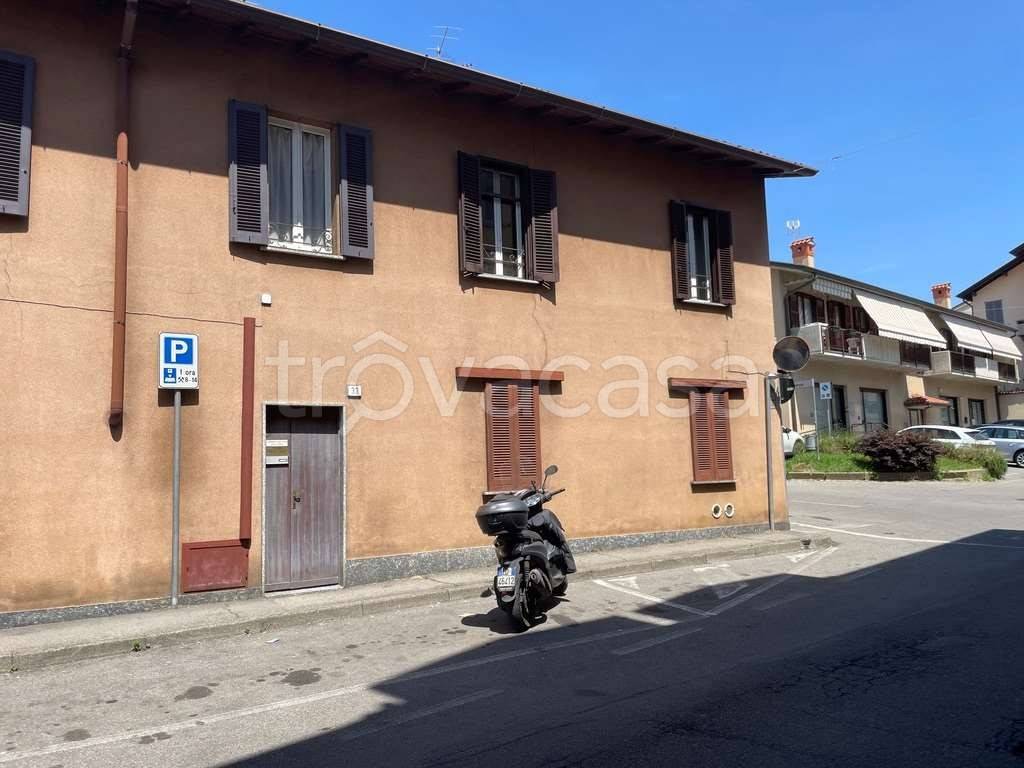 appartamento in vendita a Besana in Brianza