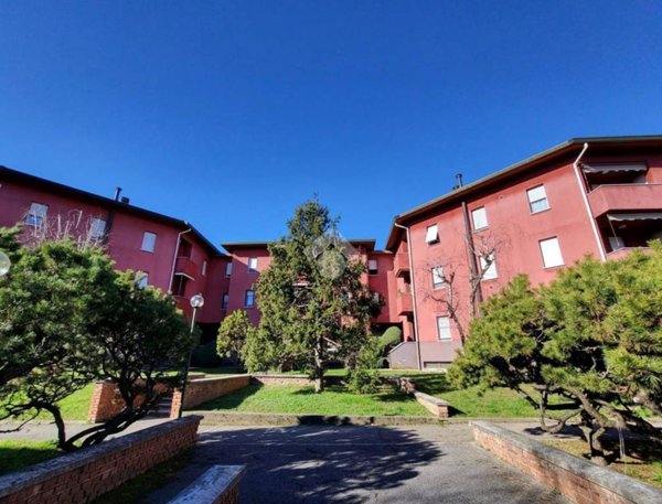 appartamento in vendita a Besana in Brianza in zona Villa Raverio