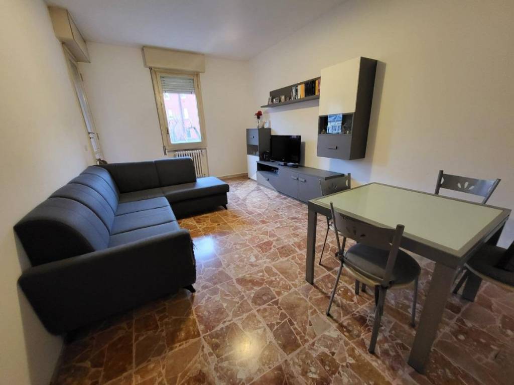 appartamento in vendita a Besana in Brianza in zona Villa Raverio