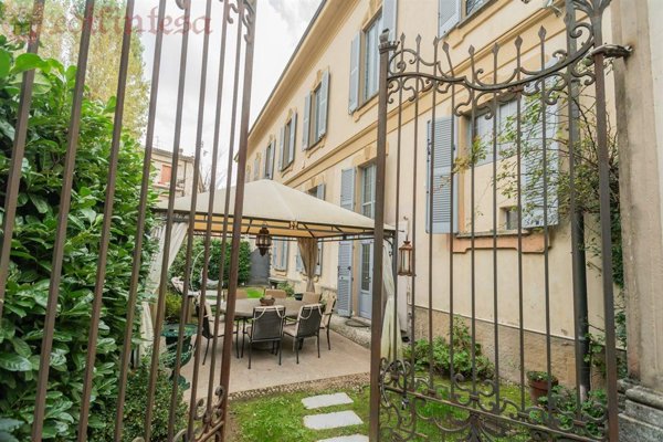 appartamento in vendita a Besana in Brianza