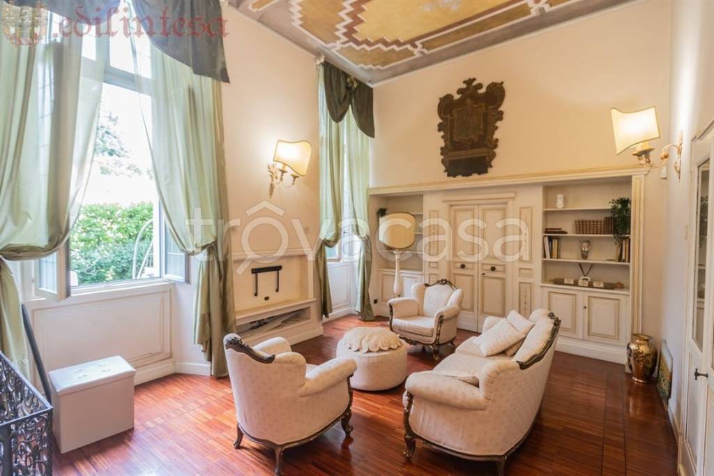 appartamento in vendita a Besana in Brianza