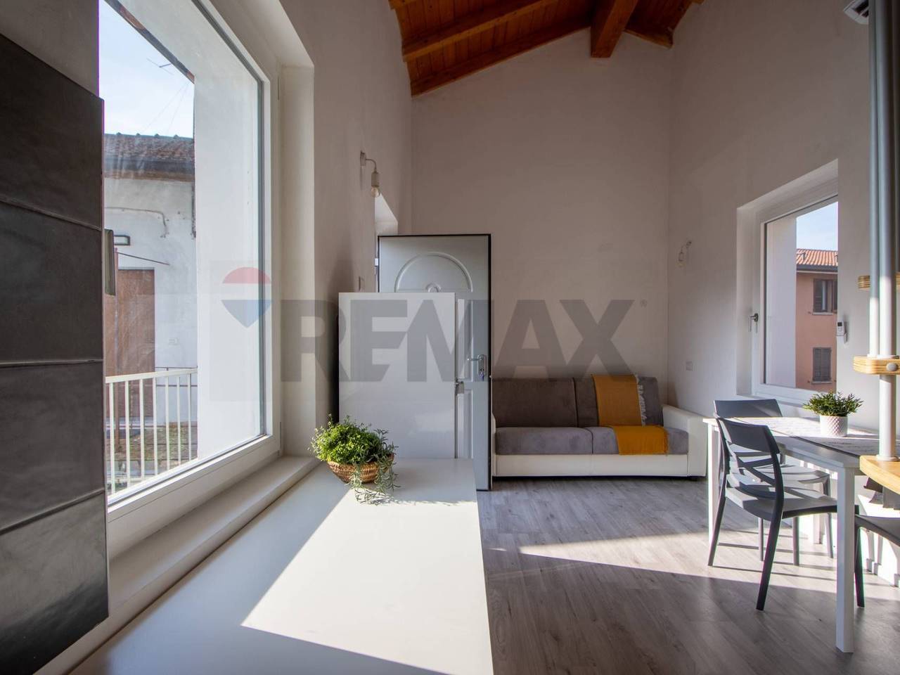 appartamento in vendita a Besana in Brianza