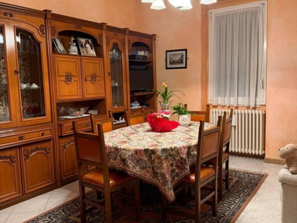 appartamento in vendita a Besana in Brianza in zona Villa Raverio