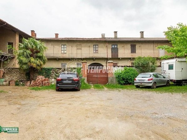 appartamento in vendita a Besana in Brianza