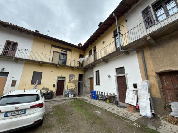 appartamento in vendita a Besana in Brianza