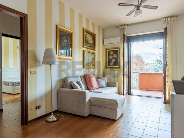 appartamento in vendita a Besana in Brianza in zona Montesiro