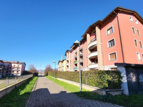 appartamento in vendita a Besana in Brianza