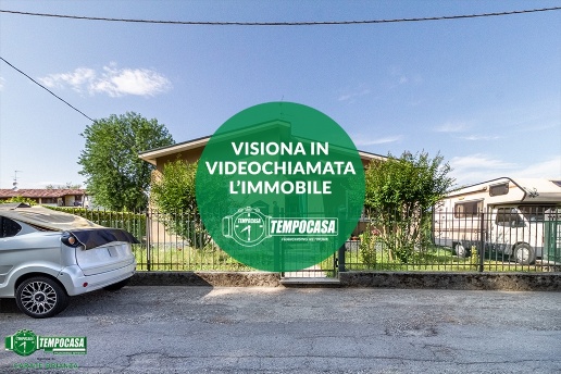 casa indipendente in vendita a Besana in Brianza