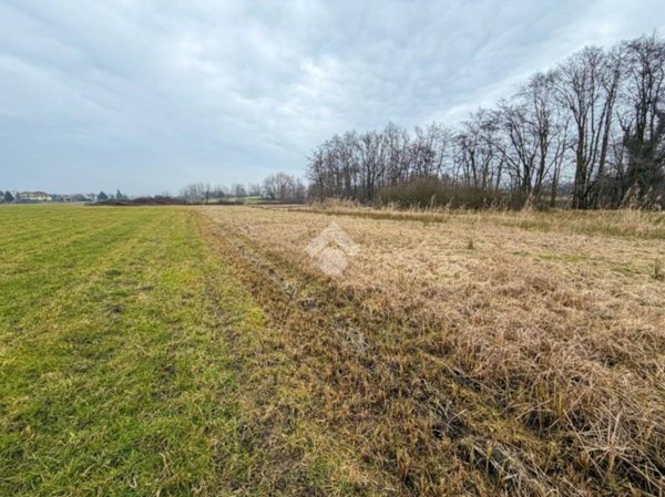 terreno edificabile in vendita a Besana in Brianza