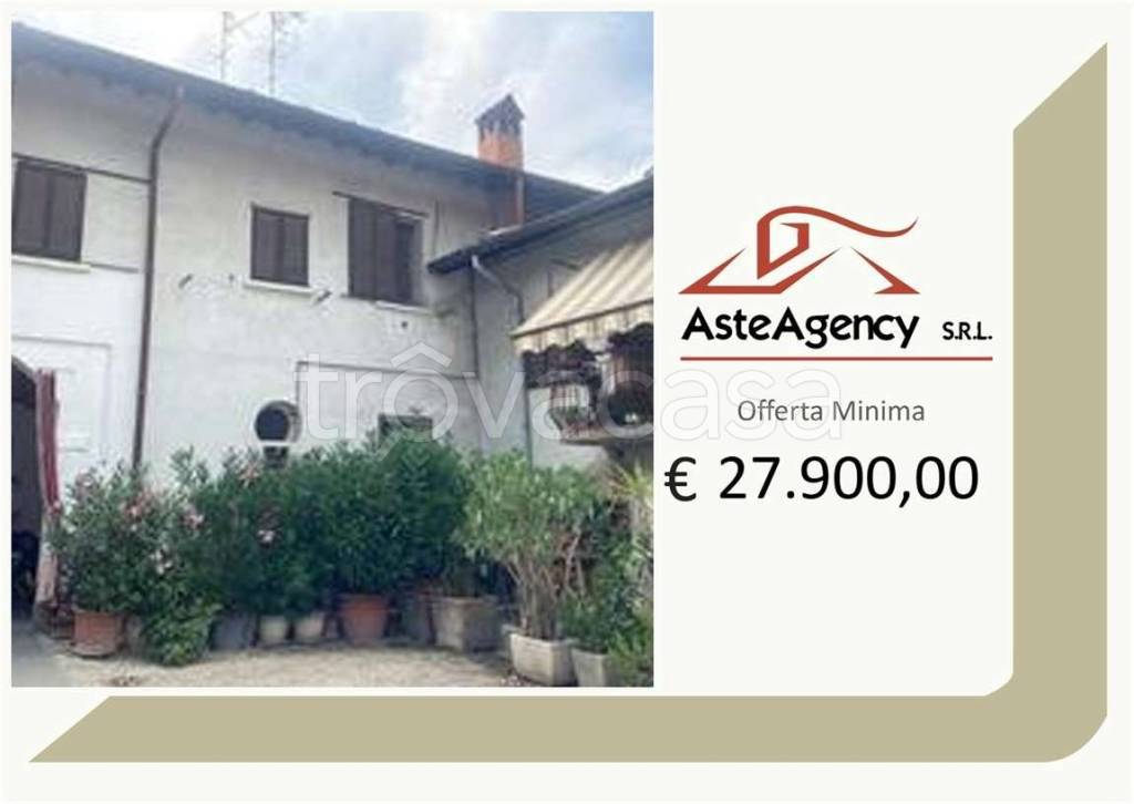 appartamento in vendita a Besana in Brianza