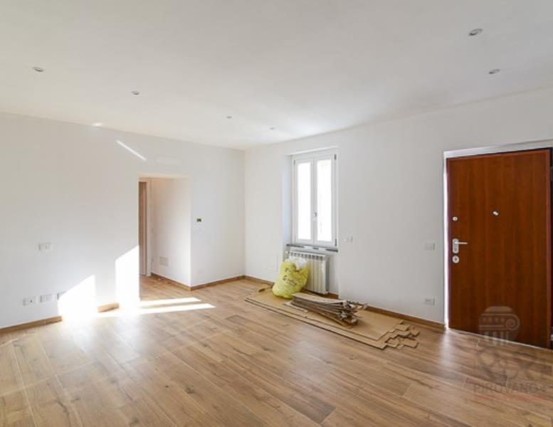 appartamento in vendita a Besana in Brianza in zona Calò