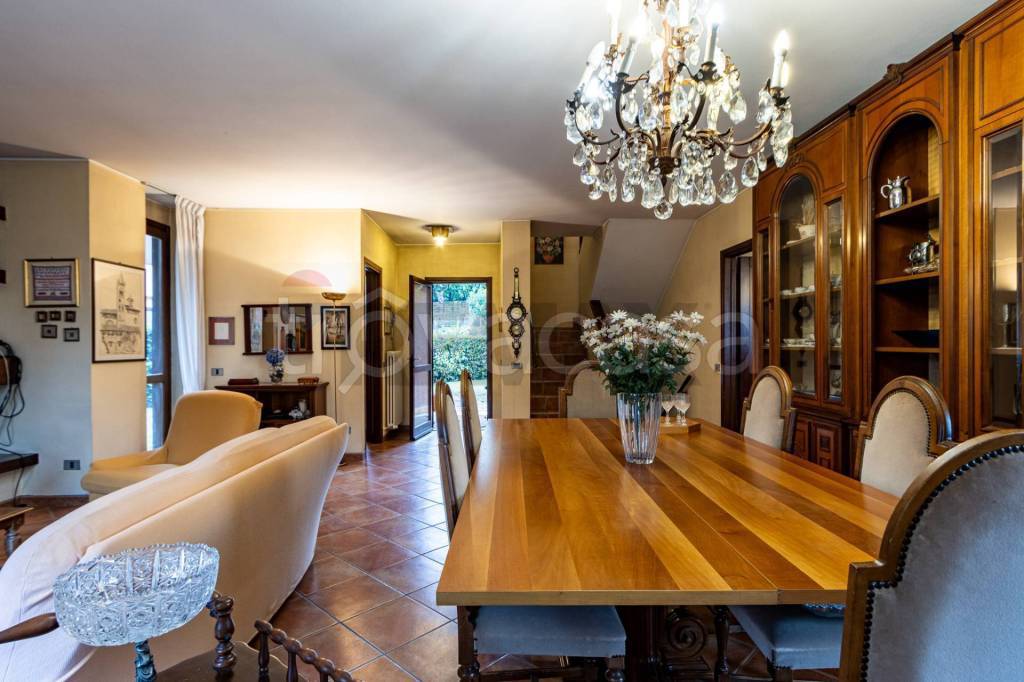 casa indipendente in vendita a Besana in Brianza