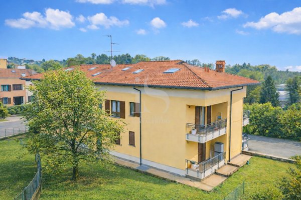 appartamento in vendita a Besana in Brianza
