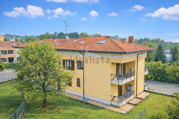 appartamento in vendita a Besana in Brianza