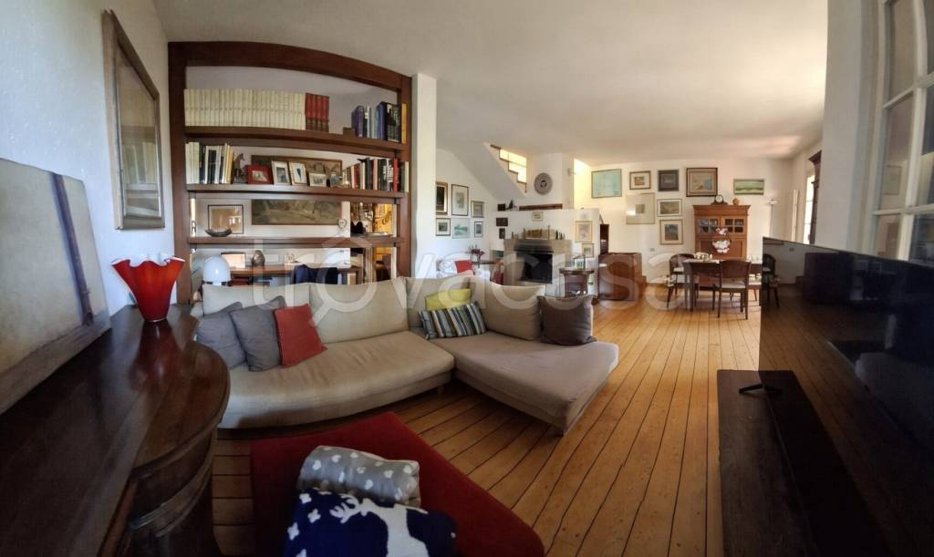 casa indipendente in vendita a Besana in Brianza