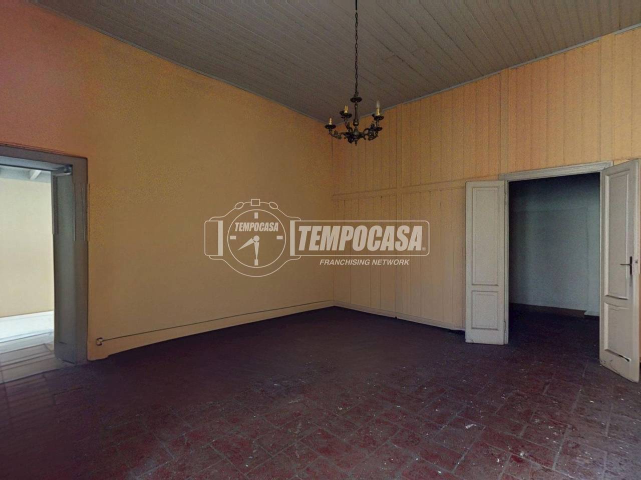 appartamento in vendita a Besana in Brianza in zona Calò