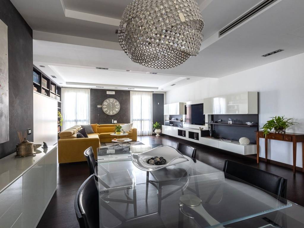 appartamento in vendita a Besana in Brianza