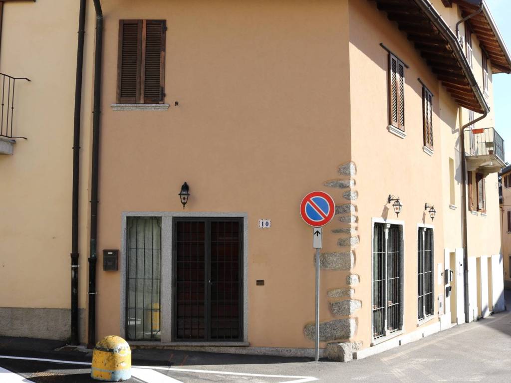 appartamento in vendita a Besana in Brianza