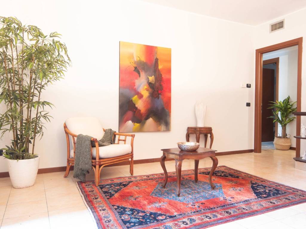 appartamento in vendita a Besana in Brianza