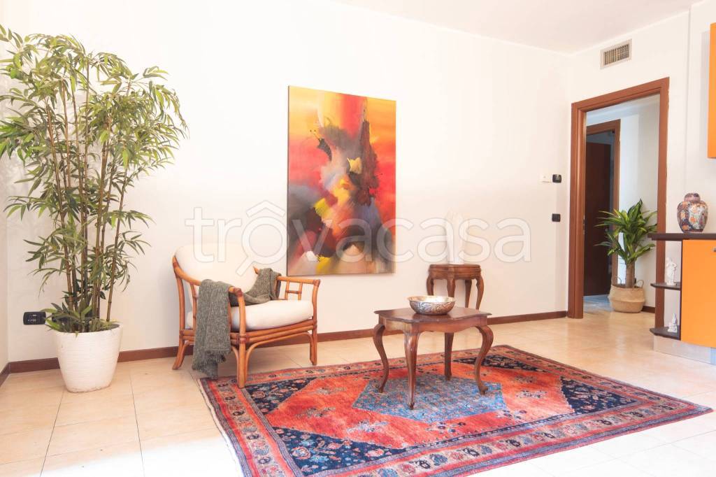 appartamento in vendita a Besana in Brianza