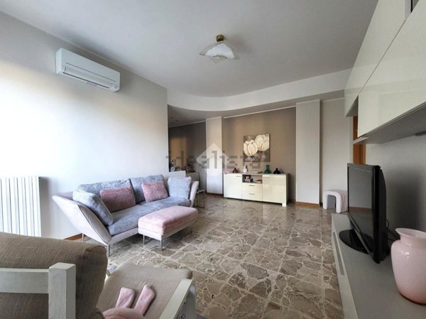 appartamento in vendita a Besana in Brianza