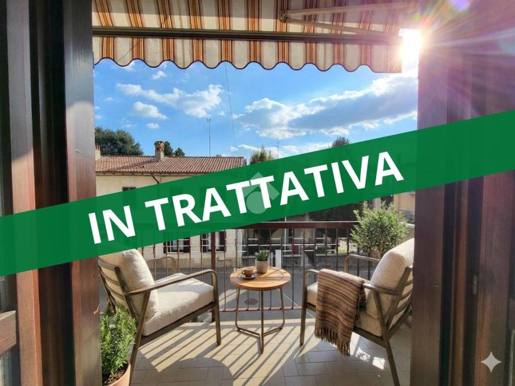 appartamento in vendita a Besana in Brianza in zona Villa Raverio