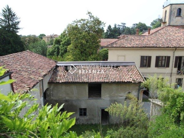 casa indipendente in vendita a Besana in Brianza