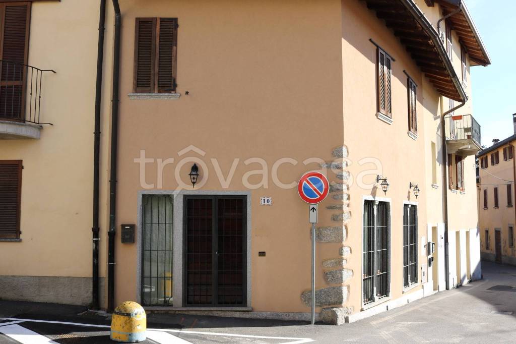 appartamento in vendita a Besana in Brianza