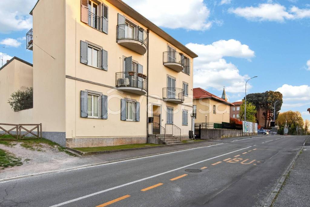 appartamento in vendita a Besana in Brianza