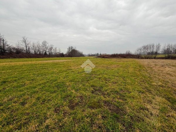 terreno agricolo in vendita a Besana in Brianza