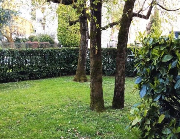 appartamento in vendita a Besana in Brianza
