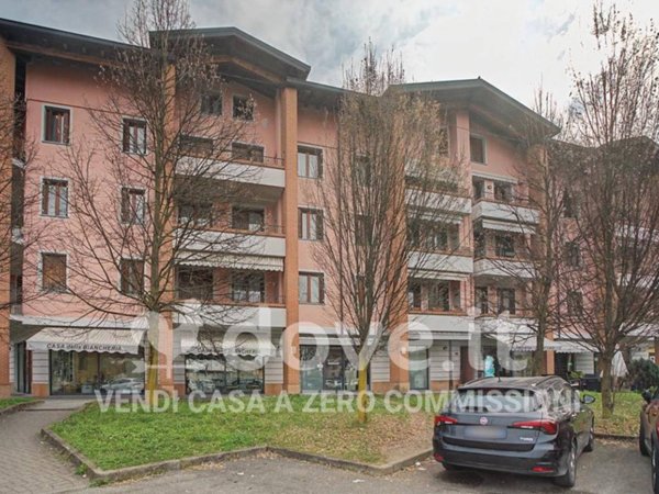 appartamento in vendita a Besana in Brianza