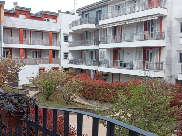 appartamento in vendita a Besana in Brianza