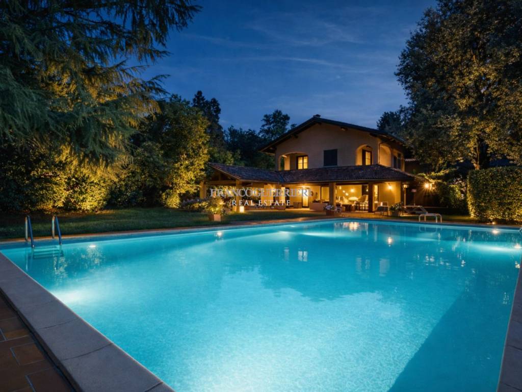 casa indipendente in vendita a Besana in Brianza