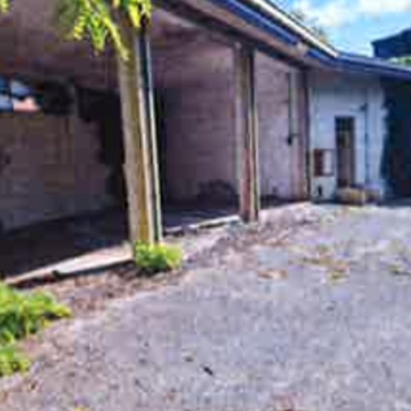 capannone in vendita a Besana in Brianza