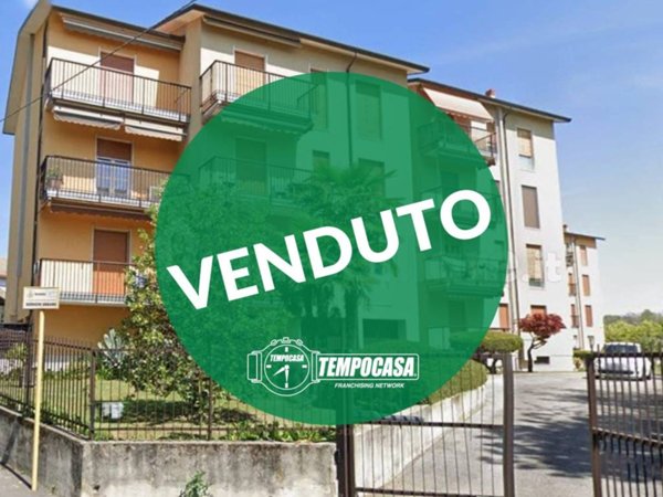 appartamento in vendita a Besana in Brianza in zona Montesiro